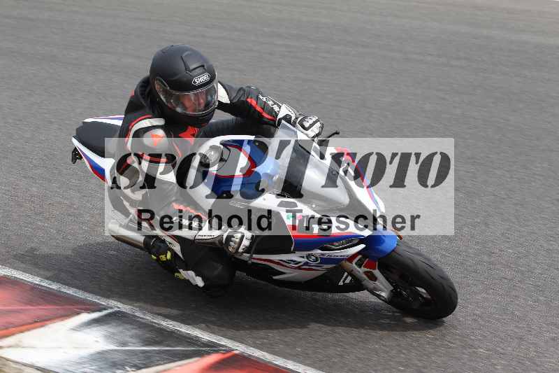 /Archiv-2022/55 14.08.2022 Plüss Moto Sport ADR/Freies Fahren/55